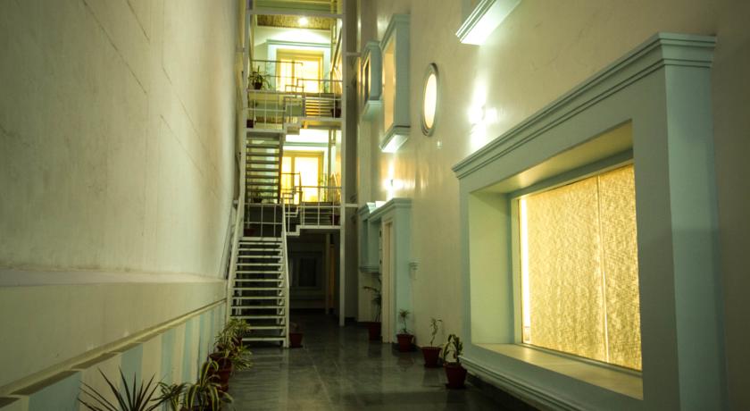 жилье Anara Service Apartments - Greater Kailash Part II