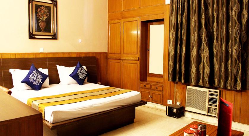 отель OYO Rooms Noida Spice Mall