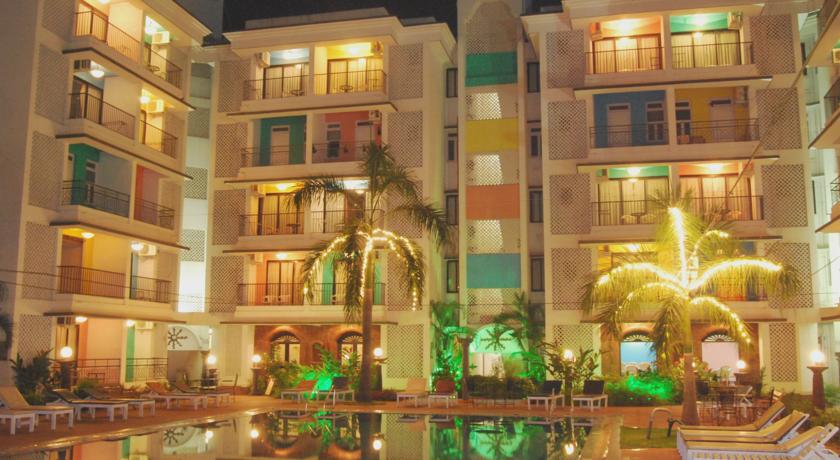 отель Palmarinha Resort & Suites
