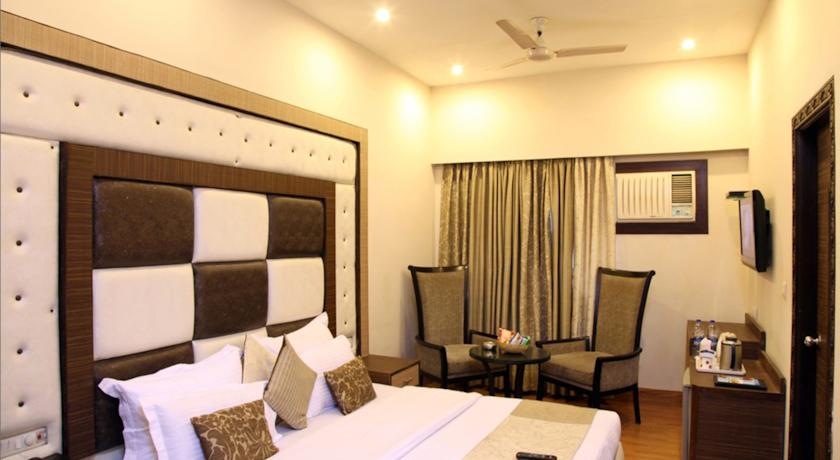 отель Rupam Hotel