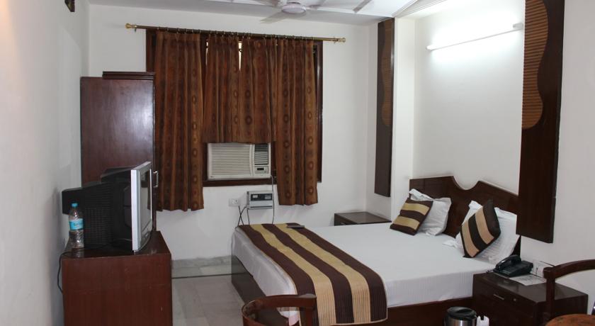 отель Hotel Unistar